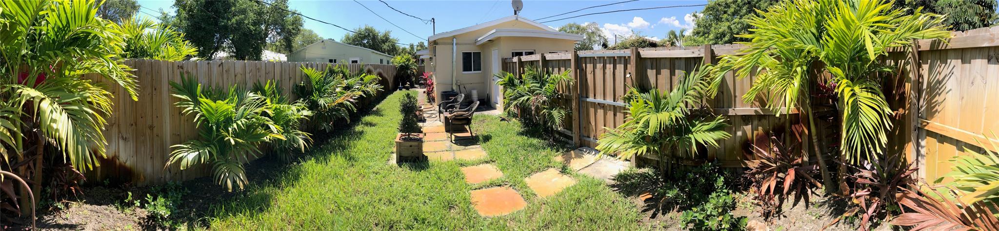 LAUDERDALE 2-9 CROISSANT PARK - Residential Lease