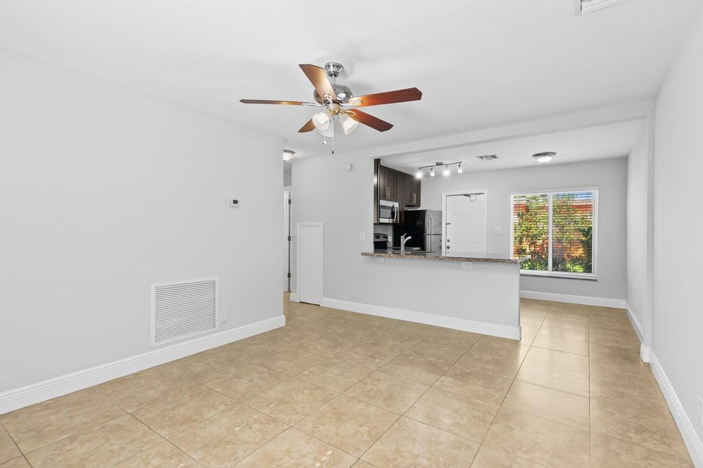 Photo of 335 SW 17th Street, Fort Lauderdale, FL 33315 (MLS # F10540046)