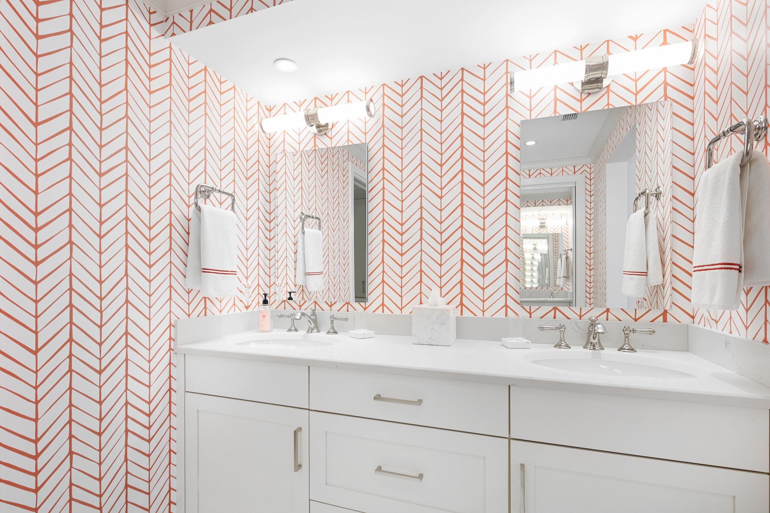 L'ERMITAGE PALM BEACH CONDO - Residential