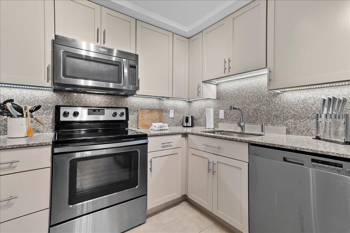 45 OCEAN CONDO - Residential