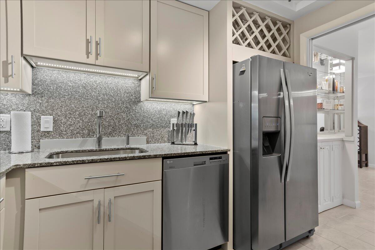 45 OCEAN CONDO - Residential