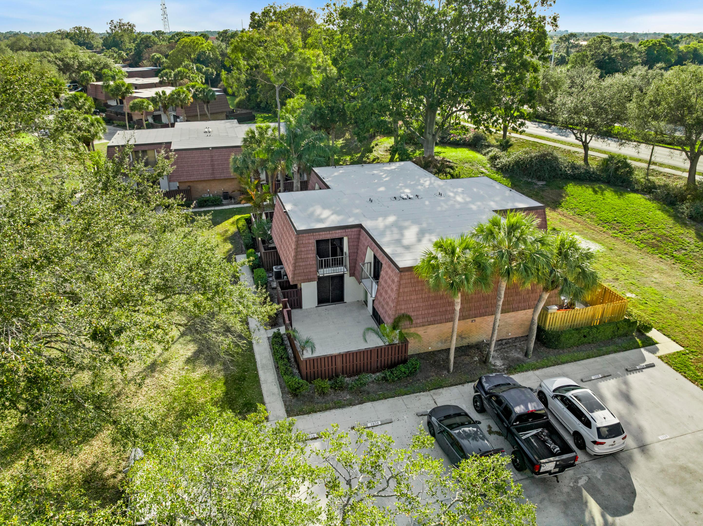 SUNSET TRACE AT MARTIN DOWNS (AKA MARTIN DOWNS PLA - Residential