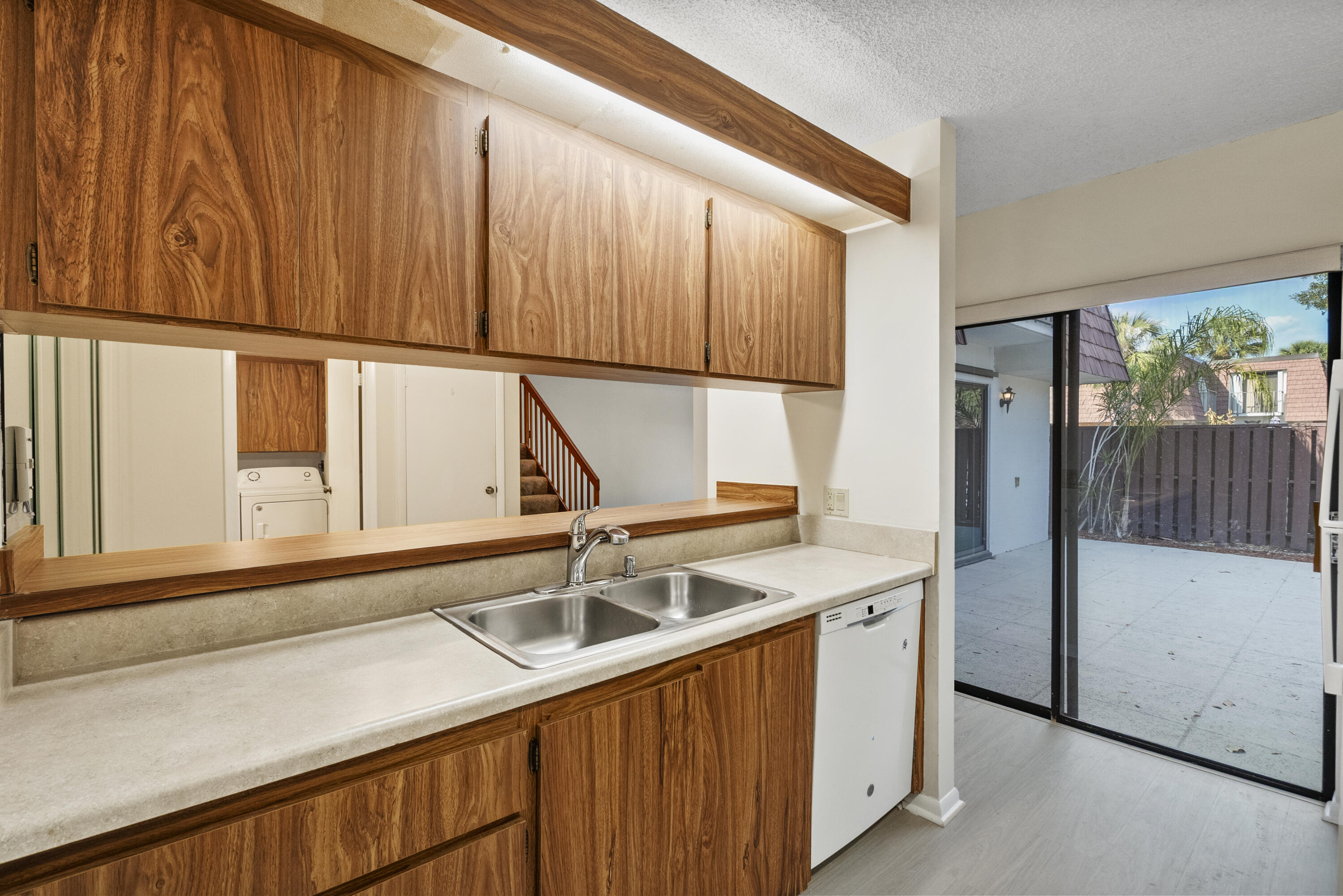 SUNSET TRACE AT MARTIN DOWNS (AKA MARTIN DOWNS PLA - Residential