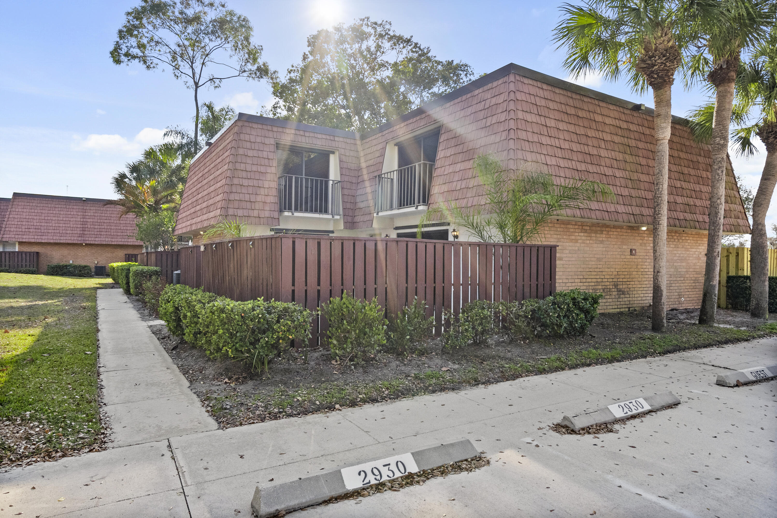 SUNSET TRACE AT MARTIN DOWNS (AKA MARTIN DOWNS PLA - Residential