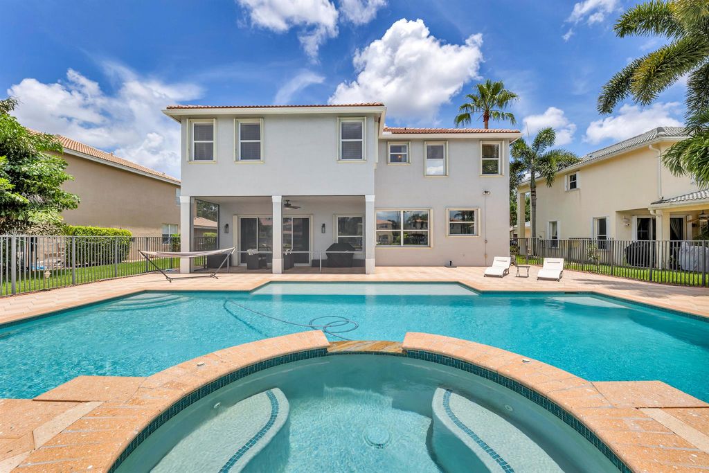 Photo of 15619 Messina Isle Court, Delray Beach, FL 33446 (MLS # R11005916)