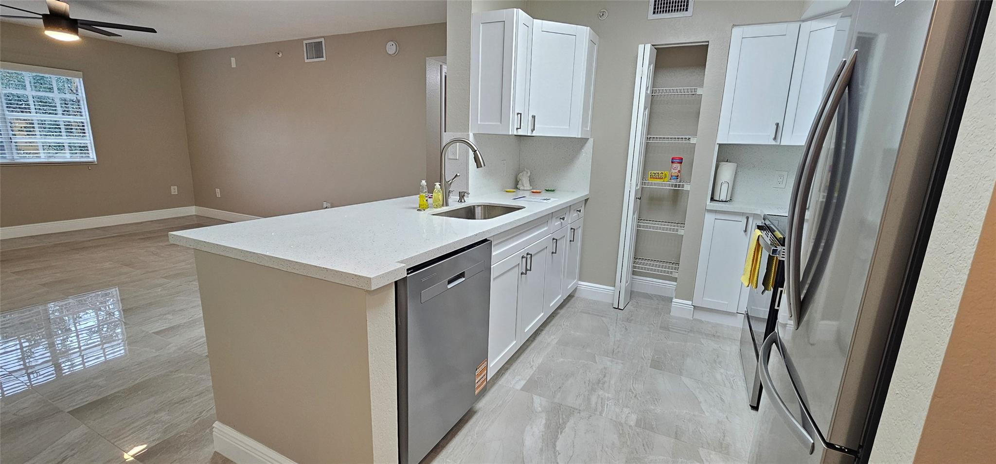 6768 Heritage Grande 204