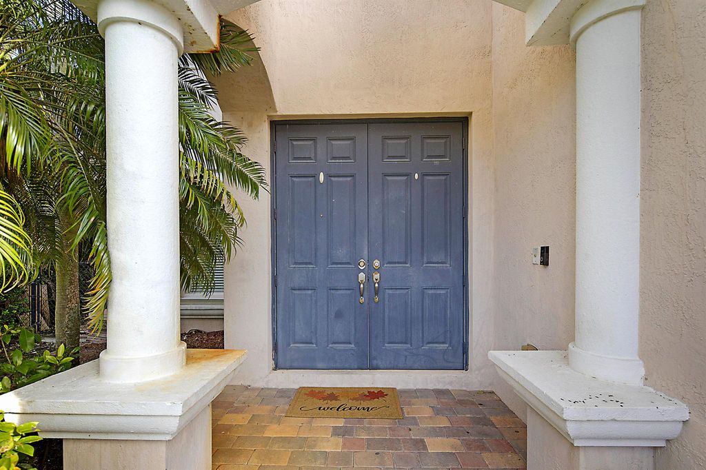 Photo of 4245 Key Lime Boulevard, Boynton Beach, FL 33436 (MLS # R11060856)