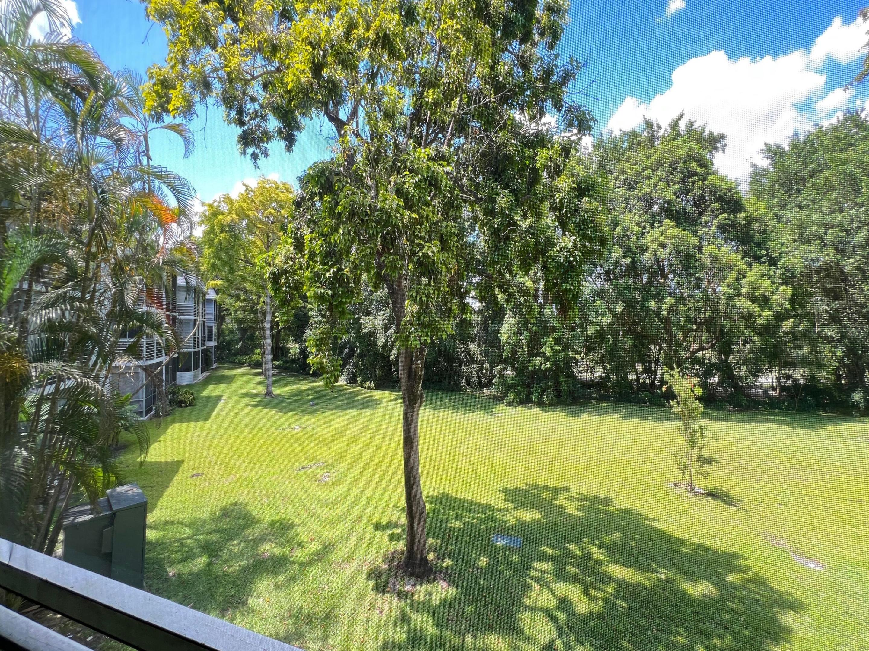 FAIRWAYS OF TAMARAC CONDOMINIUM - Residential