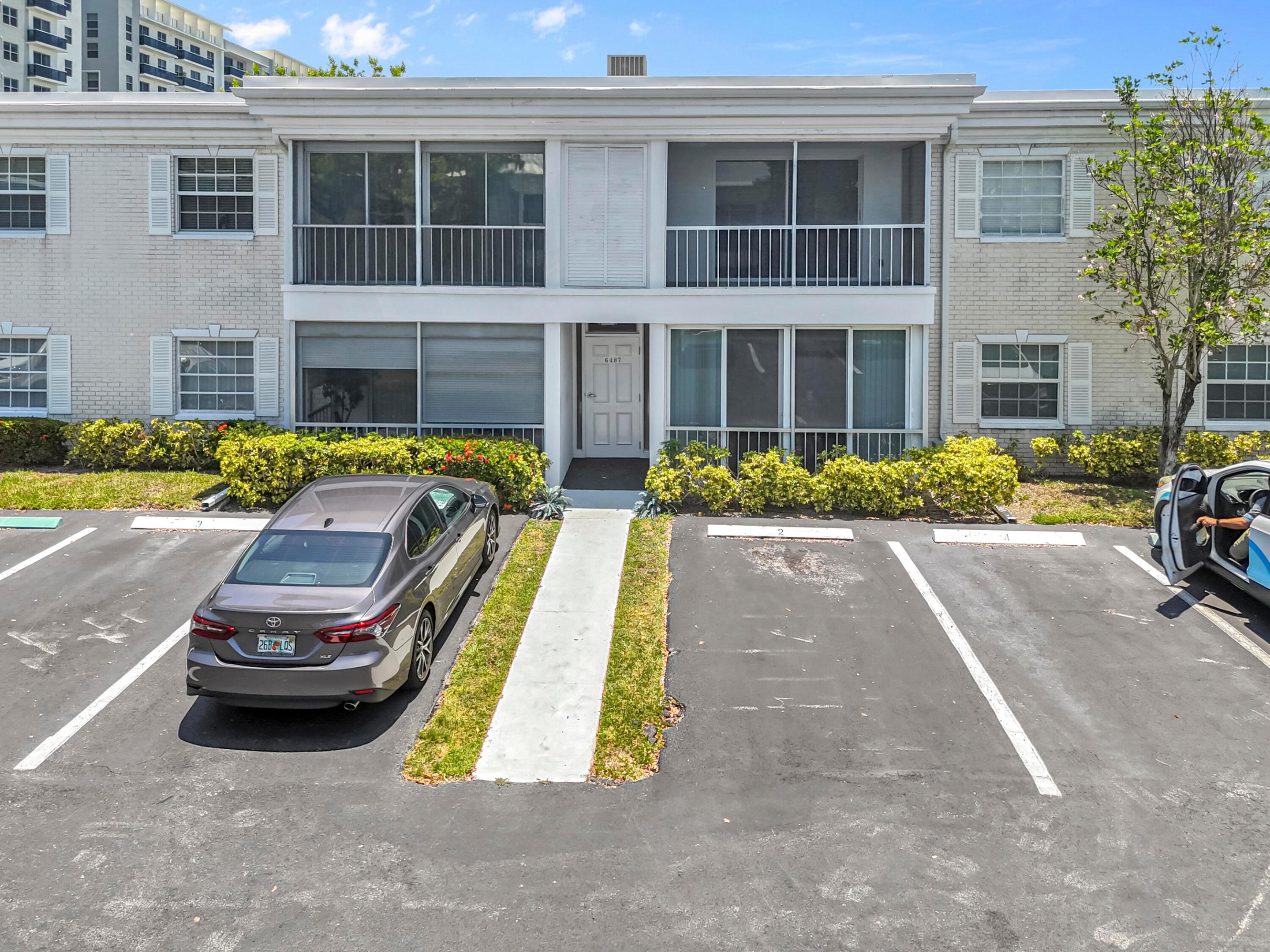 6487 Bay Club Drive 4