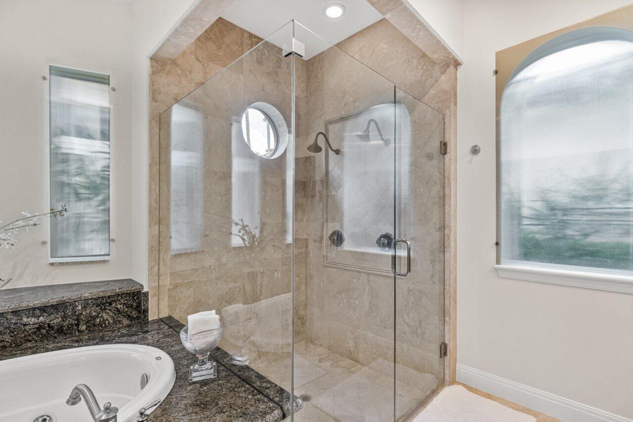 OLD PALM - Residential