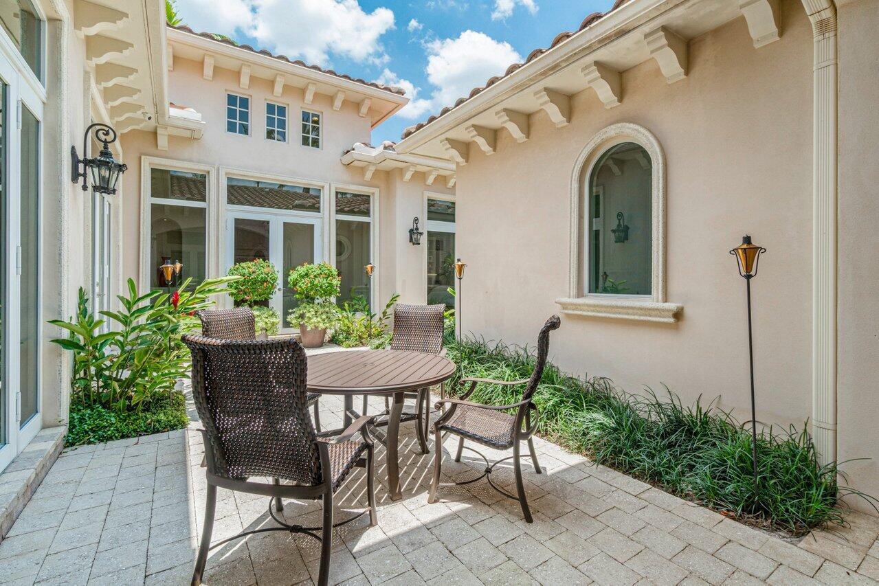 OLD PALM - Residential