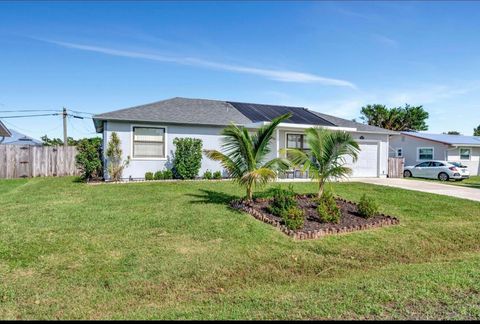 2099 SE Madison Street 34997 Stuart FL 34996