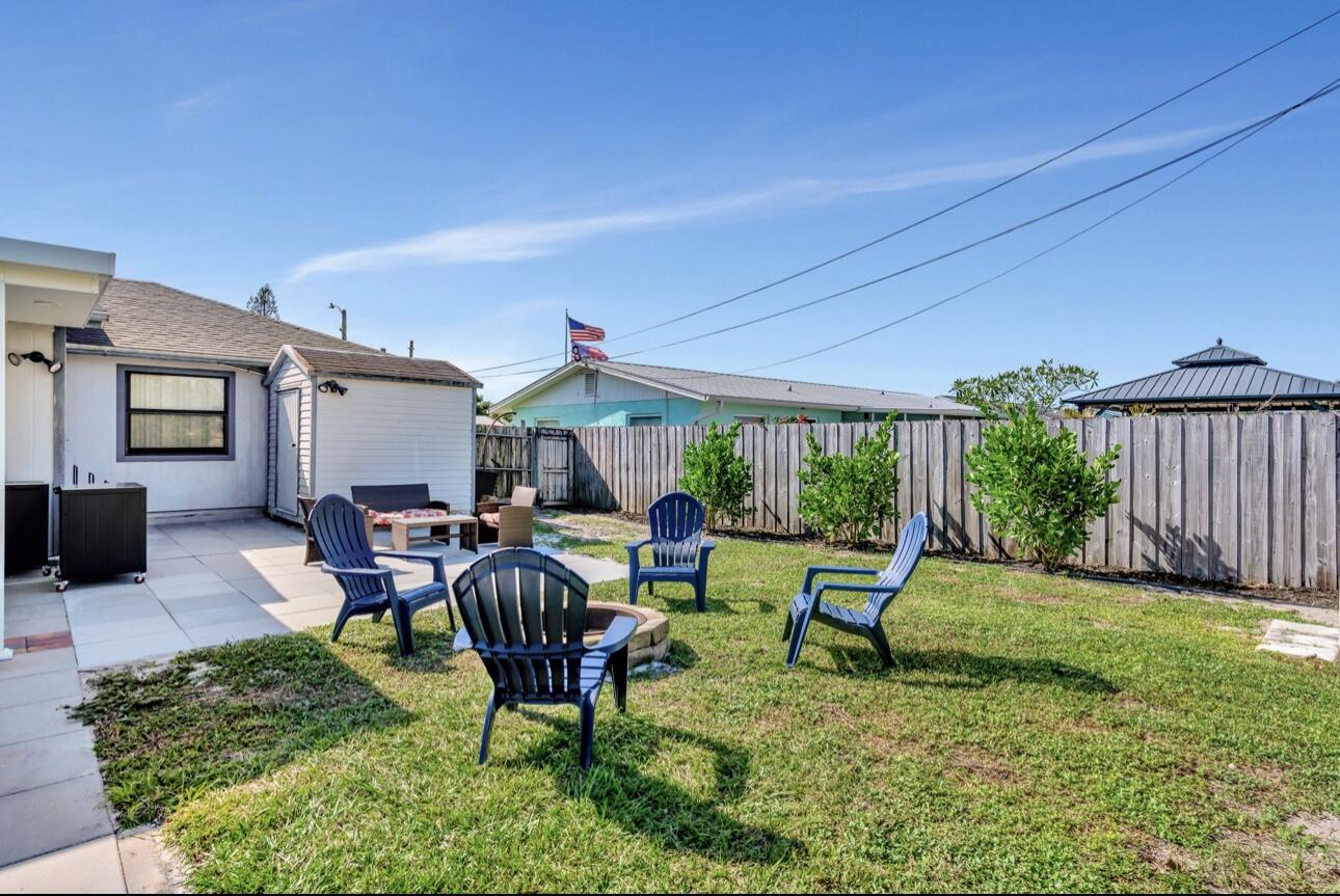 CORAL GARDENS # 2, LOT 26 BLK 8 - Residential Lease