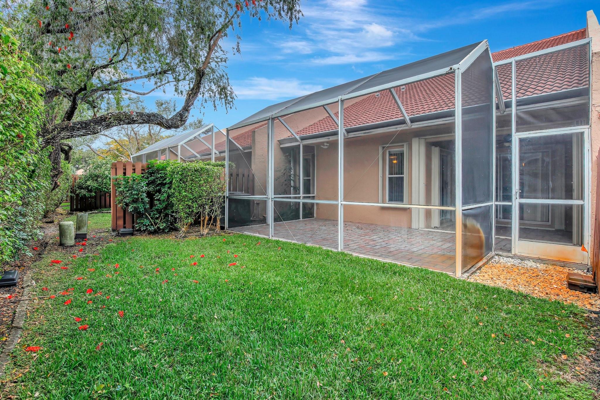 KINGS POINT IN TAMARAC - Residential