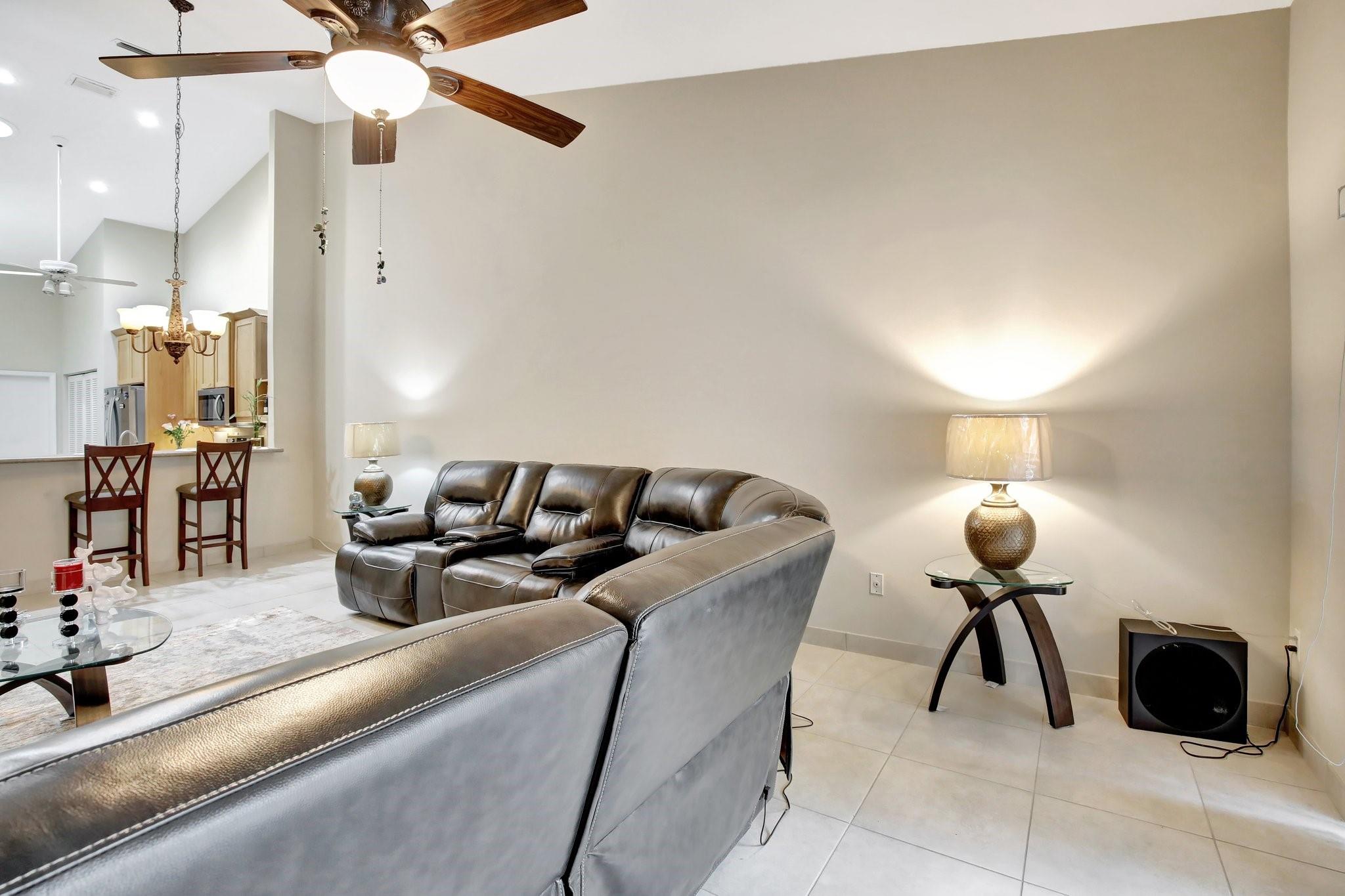 KINGS POINT IN TAMARAC - Residential