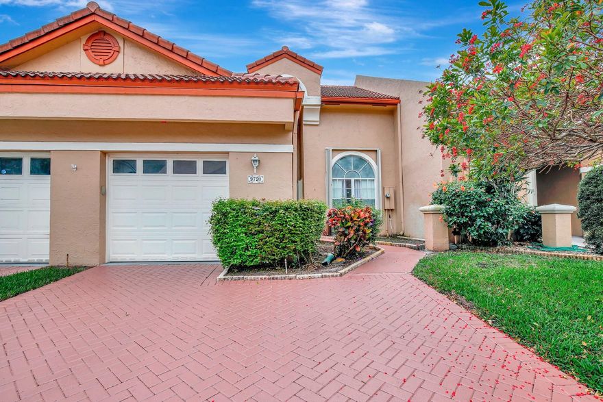 This beautifully updated two-bedroom, two-bathroom villa is a true gem nestled within a tranquil, gated community. The home features an inviting eat-in kitchen with brand-new stainless-steel appliances, perfect for both everyday living and entertaining. The open-concept layout and knockdown ceilings enhance the spacious feel throughout the main living areas.
The primary bathroom has been recently remodeled with stylish finishes, adding a touch of luxury to your daily routine. Step outside to a screened-in patio, ideal for relaxing. and taking in the serene surroundings. Residence enjoy access to exceptional resort-style amenities.