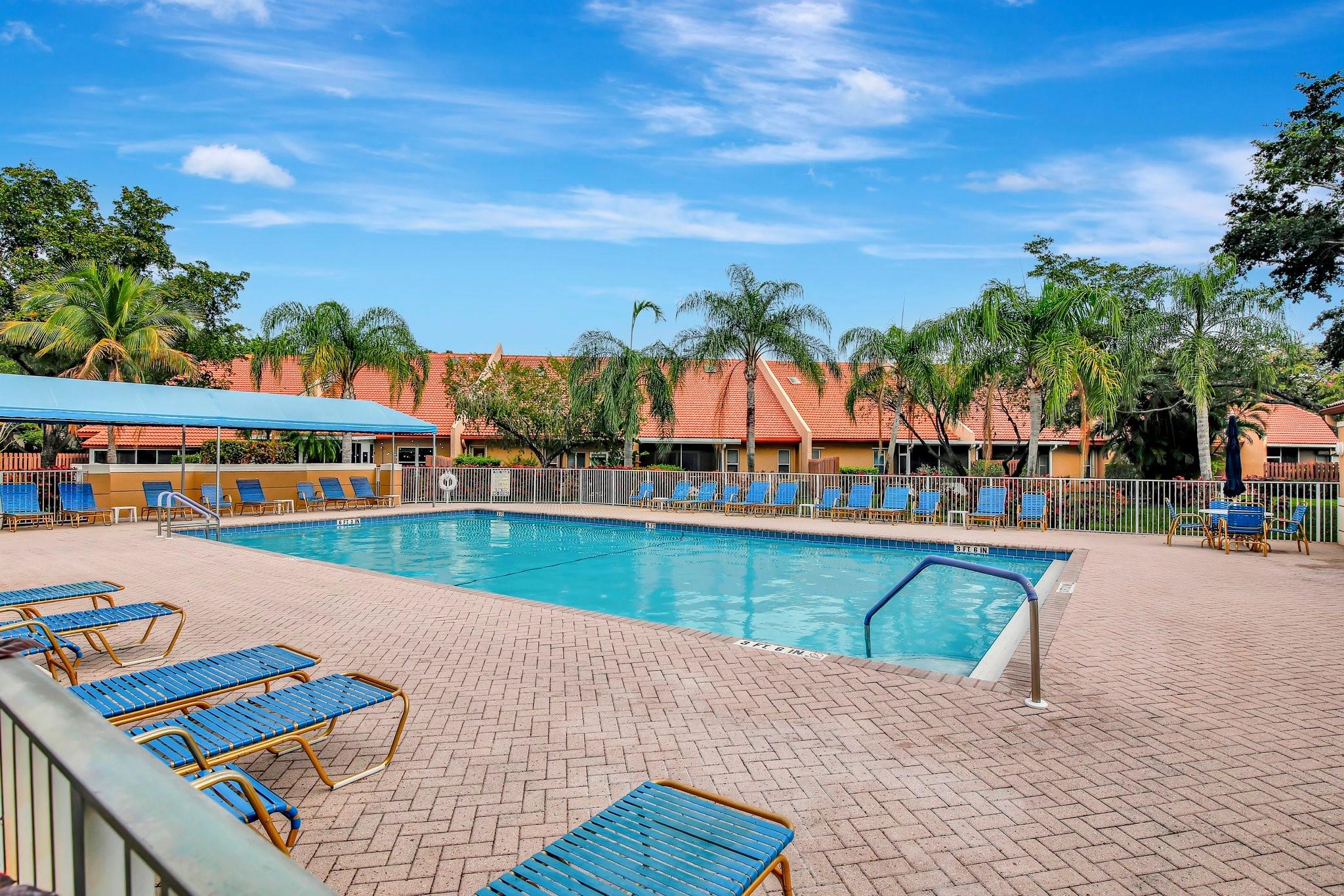 KINGS POINT IN TAMARAC - Residential