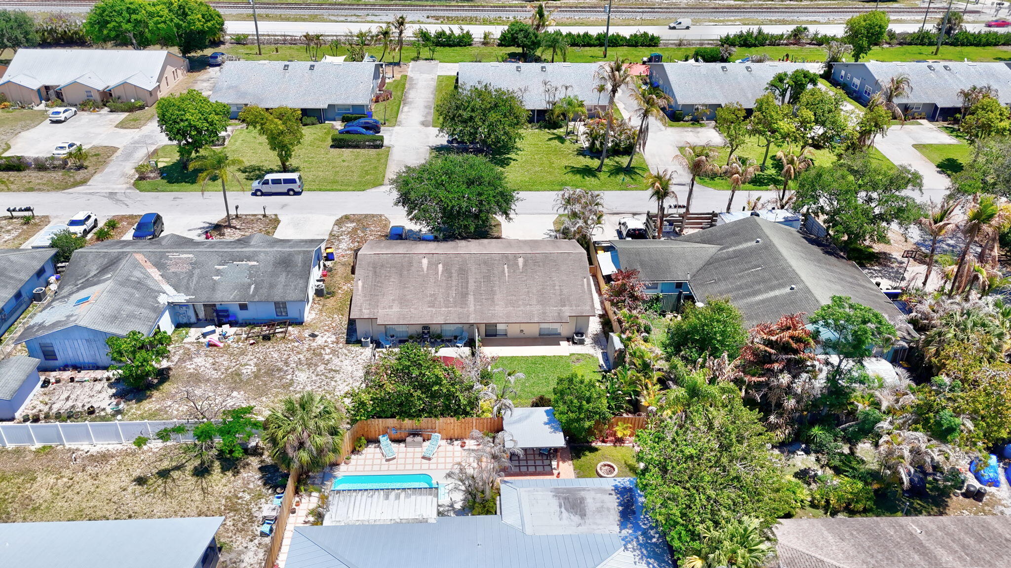 EASTRIDGE ESTATES - Residential