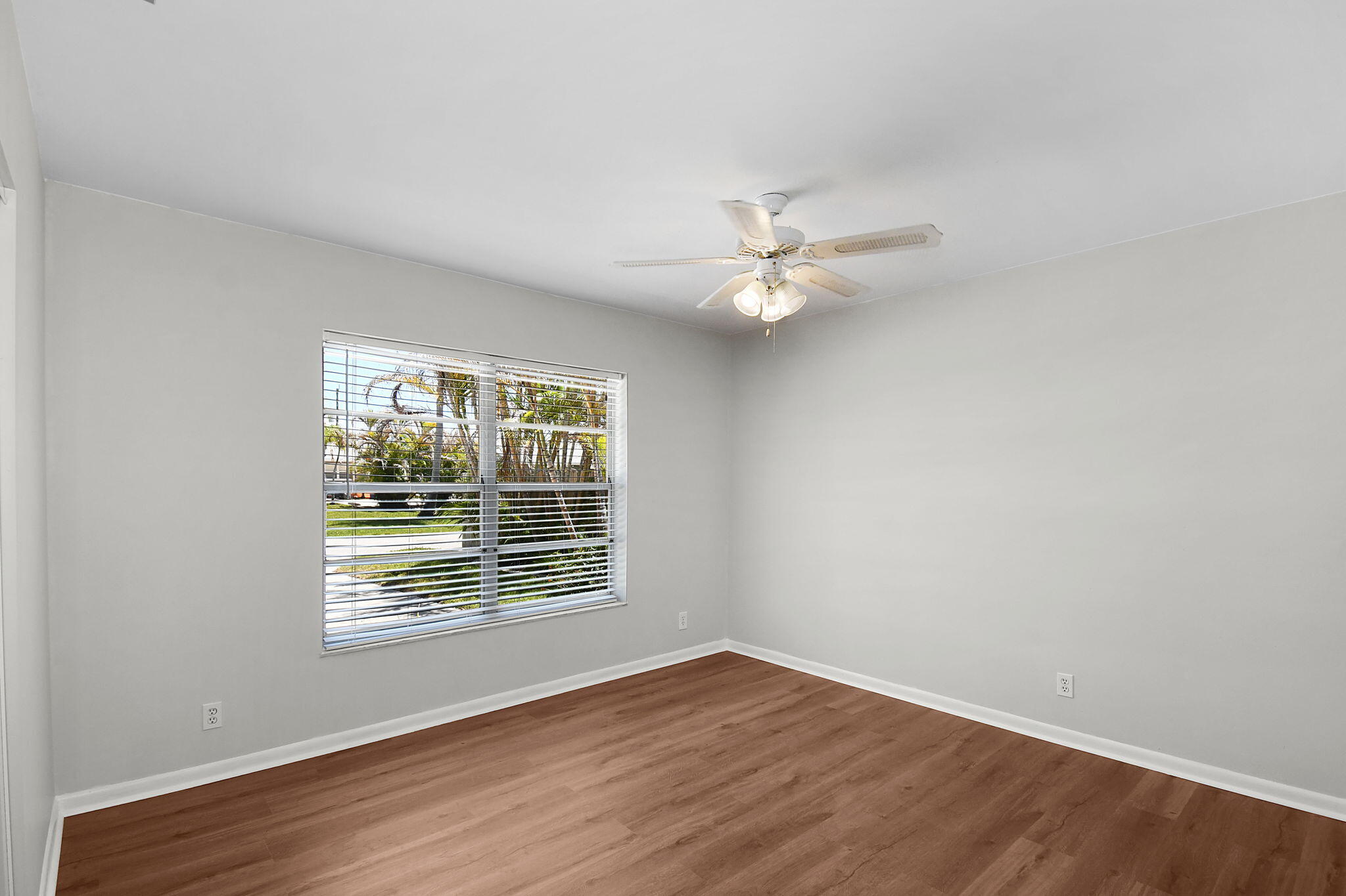 EASTRIDGE ESTATES - Residential