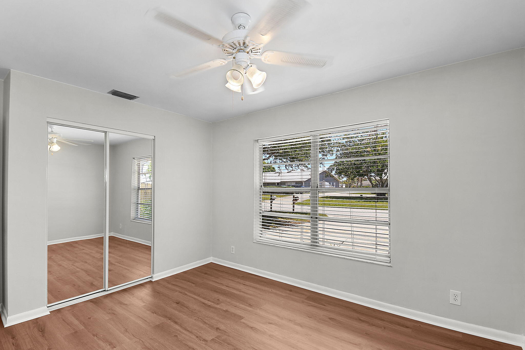 EASTRIDGE ESTATES - Residential