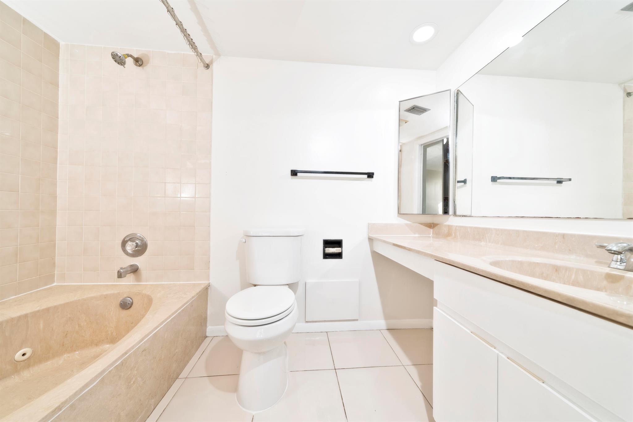 Boca Rio North - Residential Lease