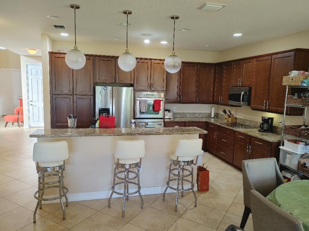 8505 Serena Creek Avenue