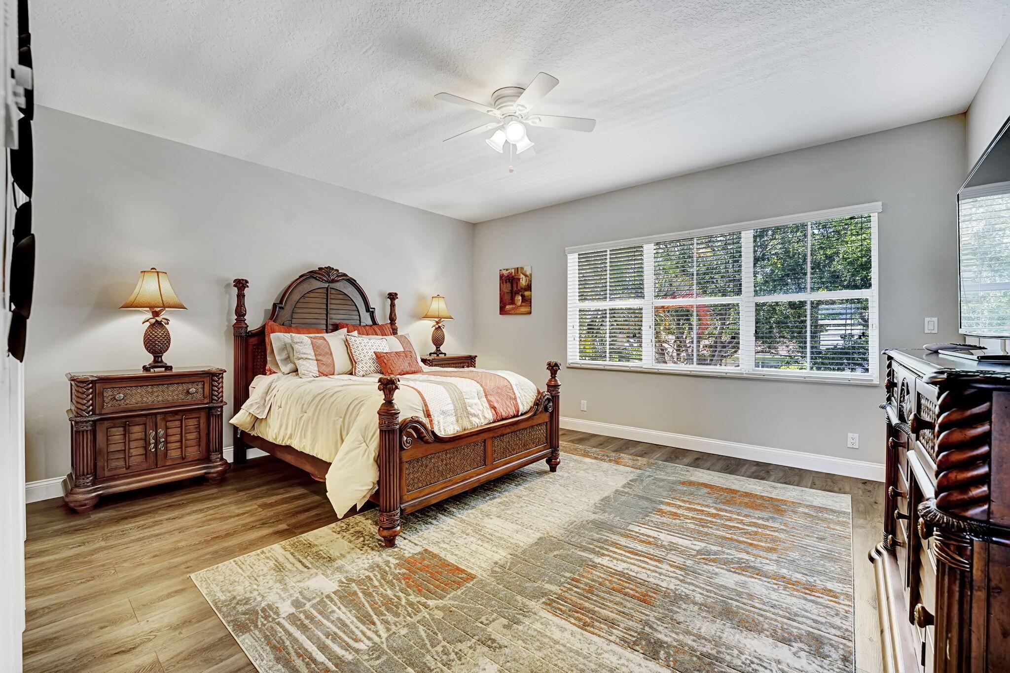 GREENS- BERMUDA VILLAGE - Residential