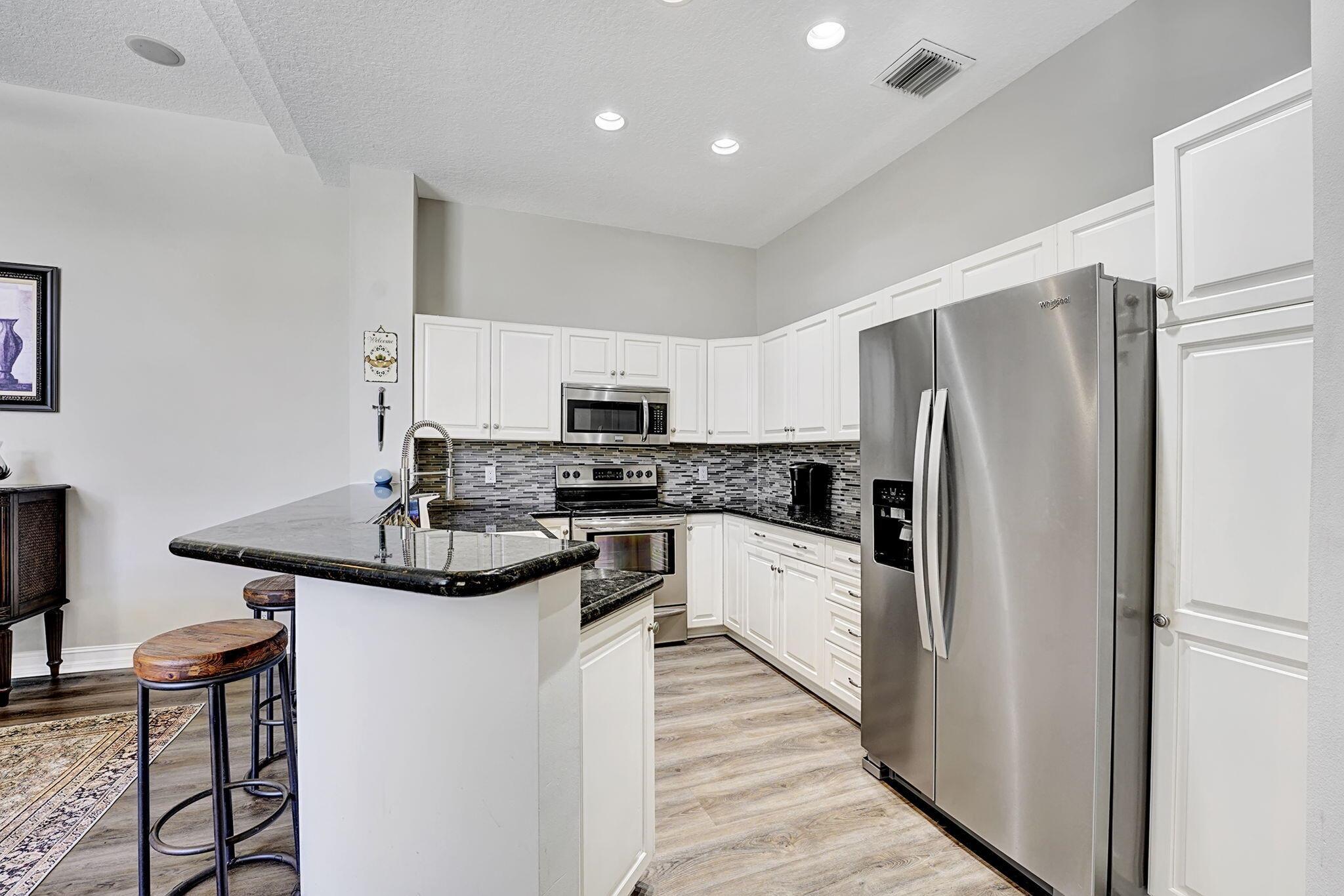 GREENS- BERMUDA VILLAGE - Residential