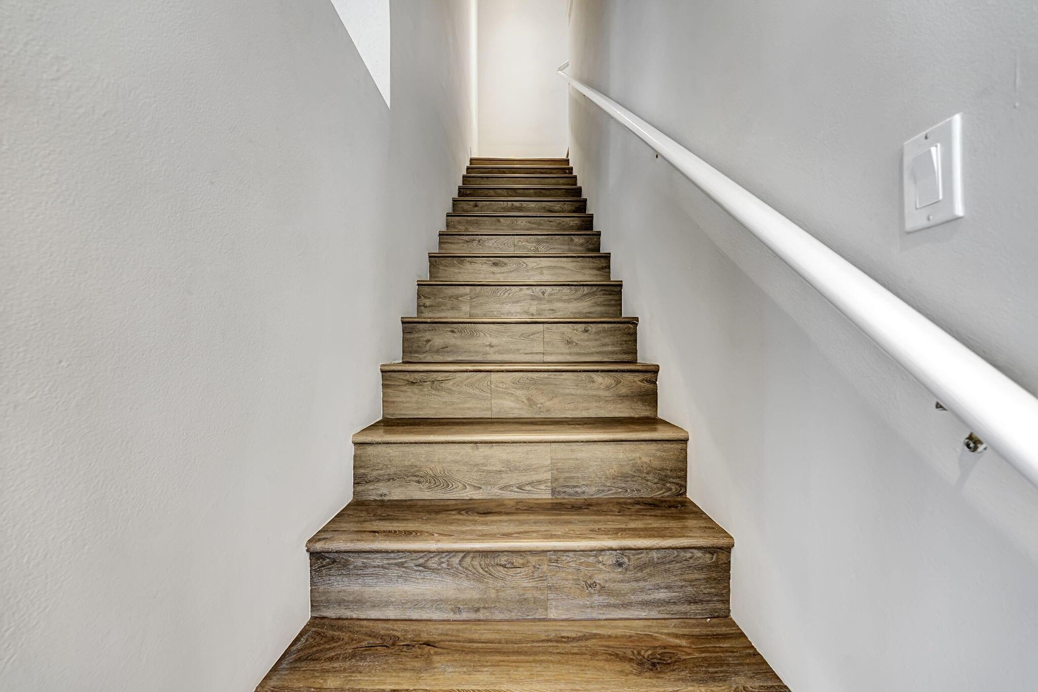 GREENS- BERMUDA VILLAGE - Residential