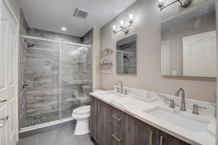 PINEAPPLE GROVE VILLAGE CONDO - Residential