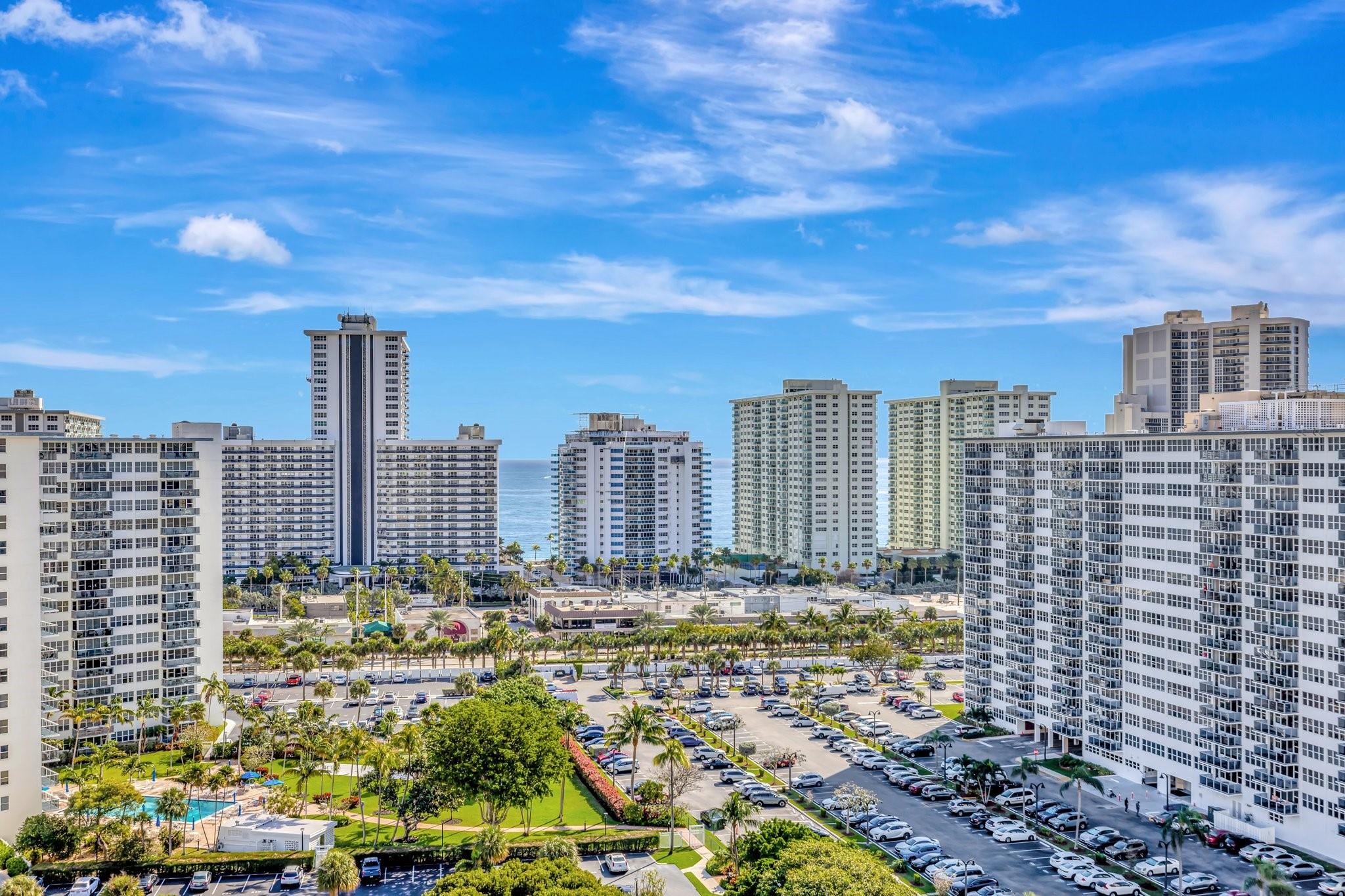 Coral Ridge Towers North - Residential