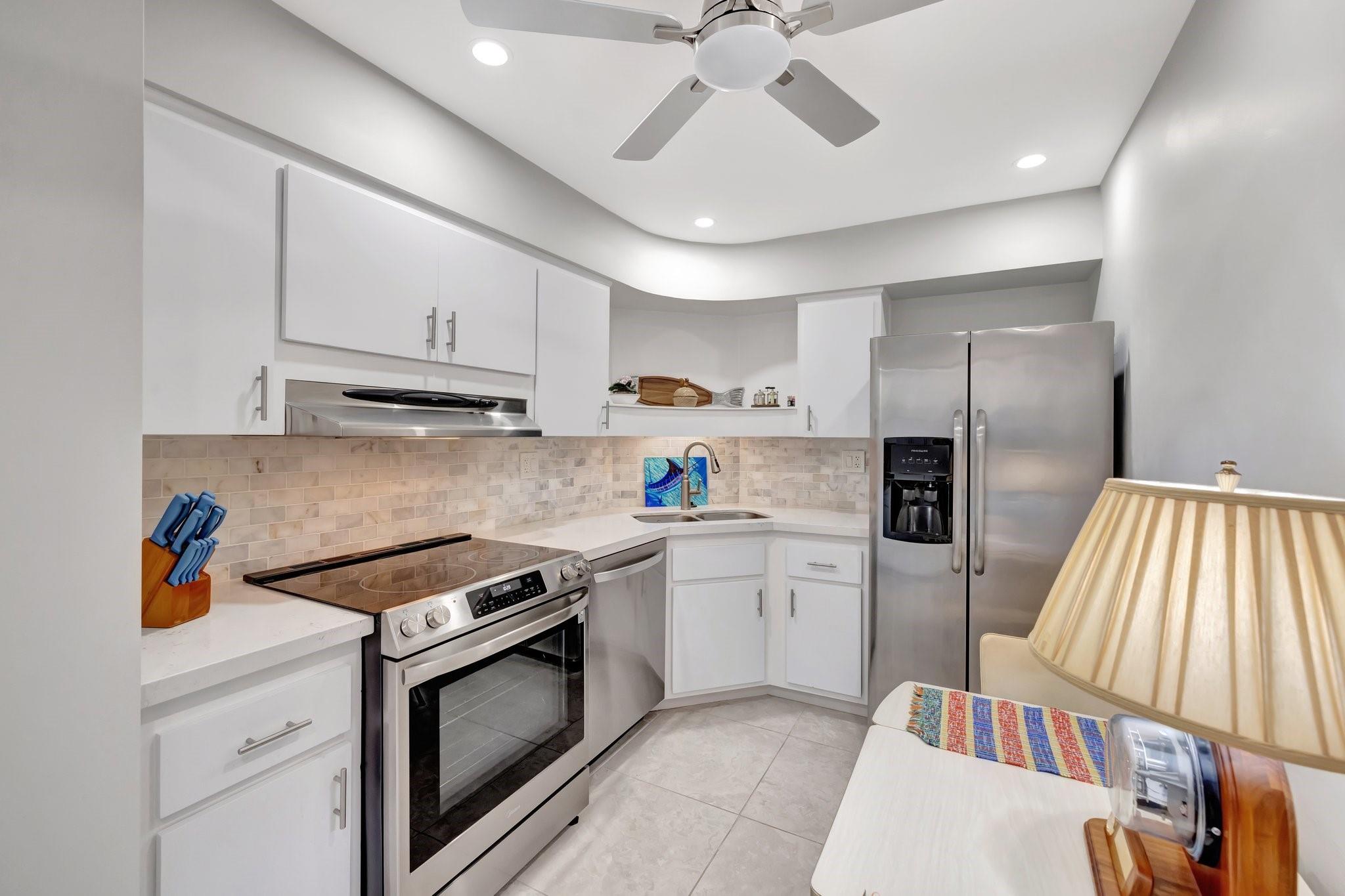 Coral Ridge Towers North - Residential