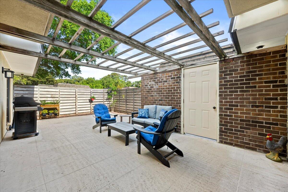 GLENWOOD TWNHS - Residential