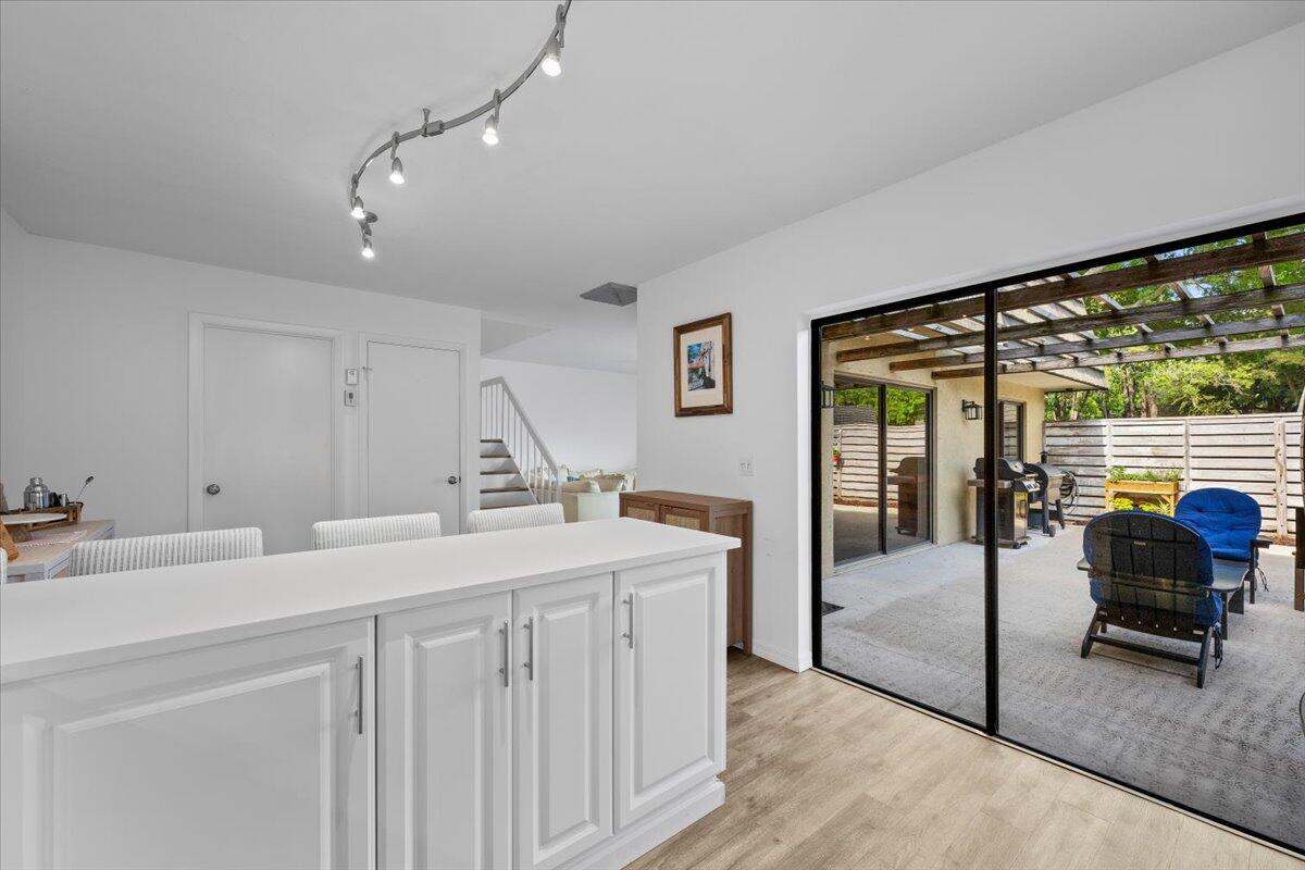 GLENWOOD TWNHS - Residential