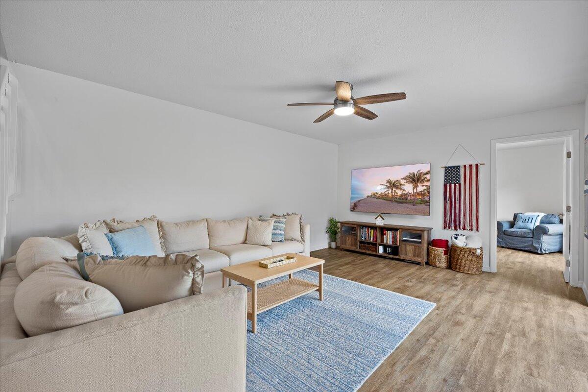 GLENWOOD TWNHS - Residential