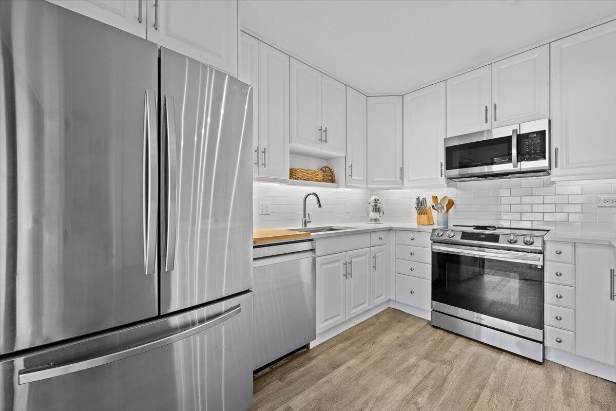 GLENWOOD TWNHS - Residential