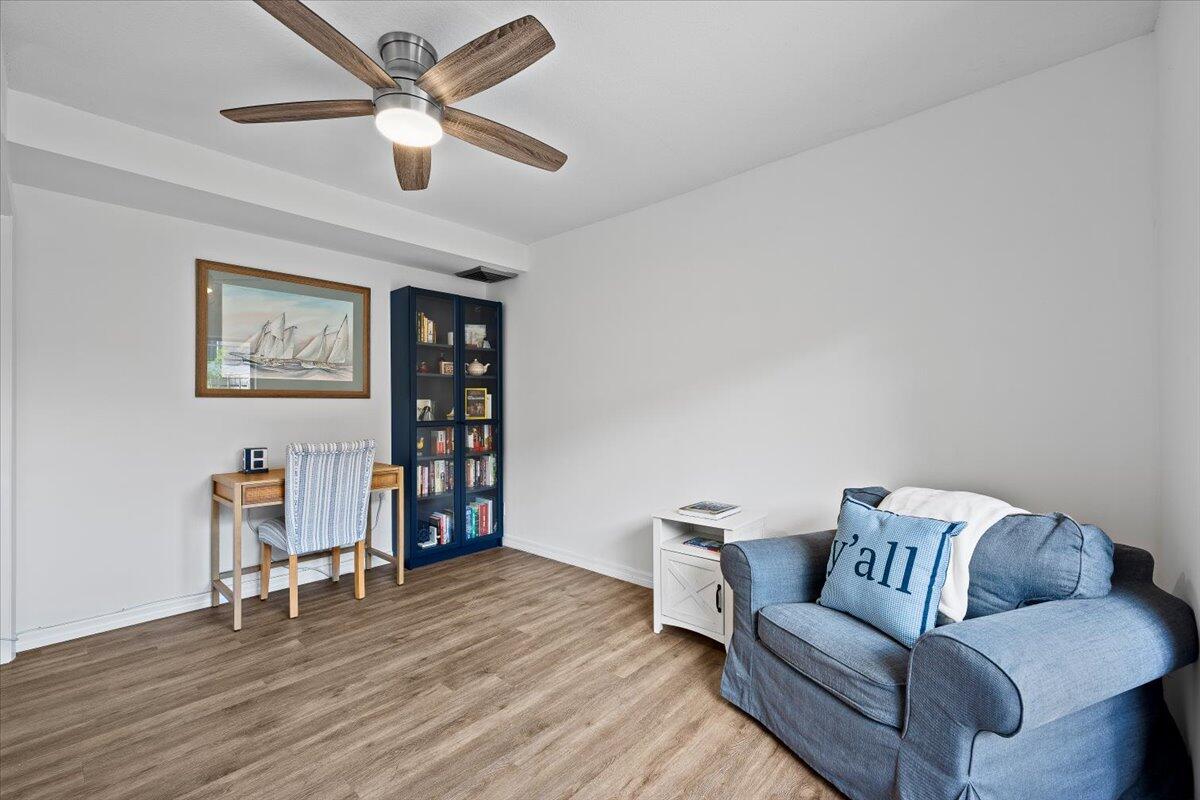 GLENWOOD TWNHS - Residential