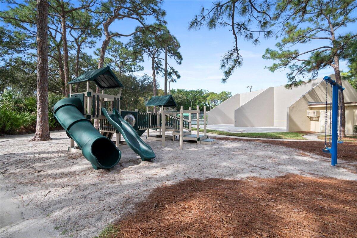 GLENWOOD TWNHS - Residential