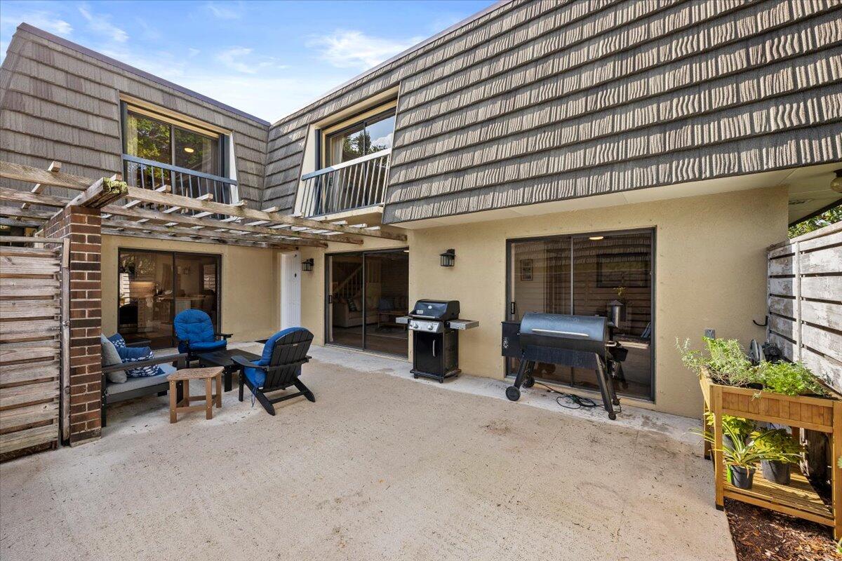 GLENWOOD TWNHS - Residential