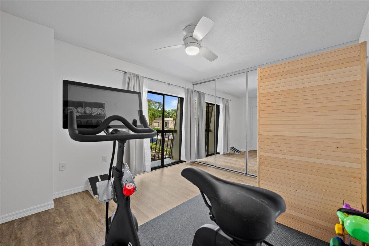 GLENWOOD TWNHS - Residential