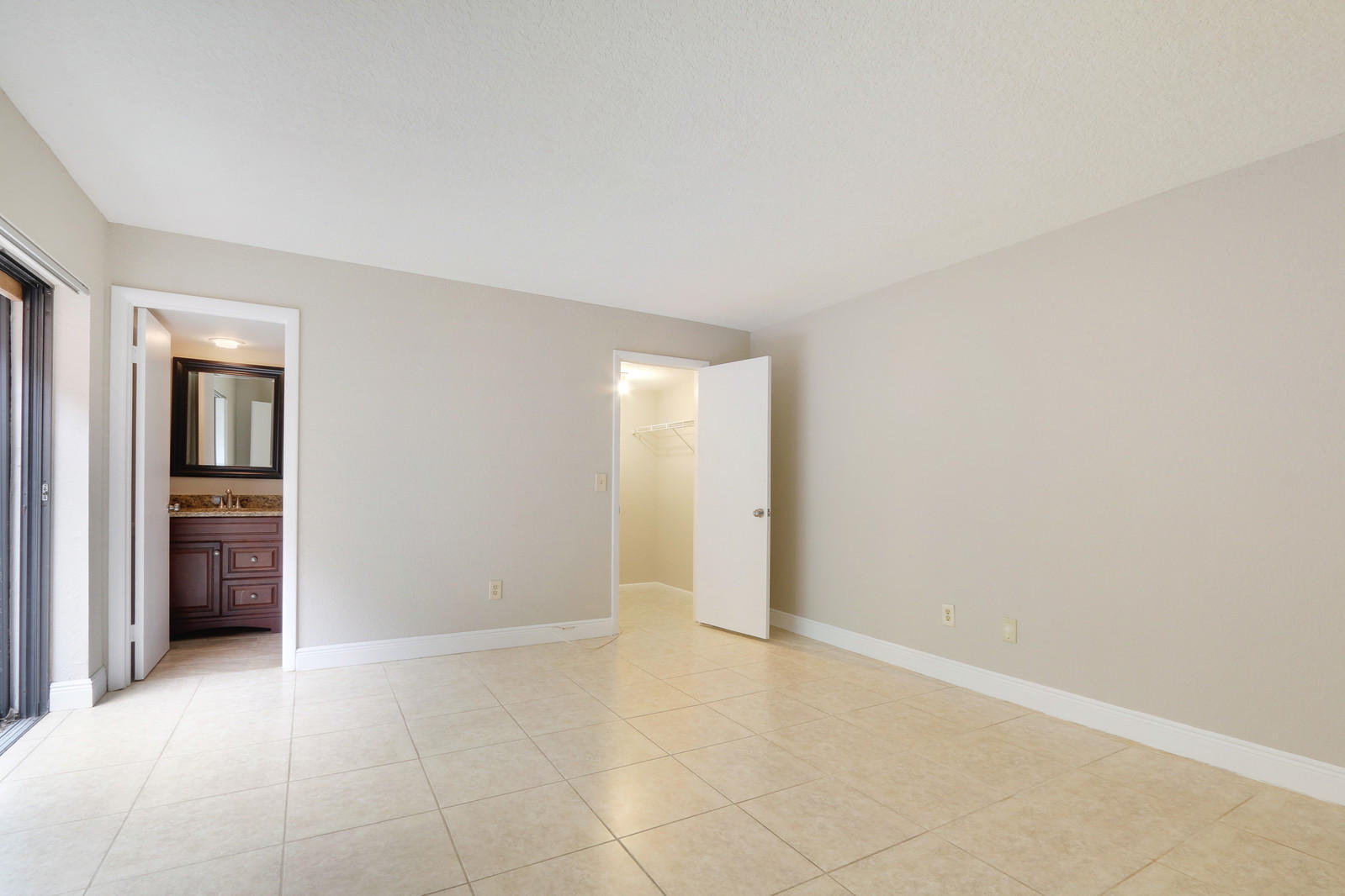 JUPITER PLANTATION FIRST ADD - Residential