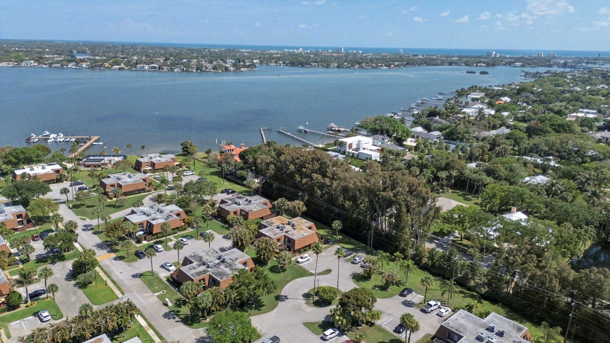 JUPITER PLANTATION FIRST ADD - Residential