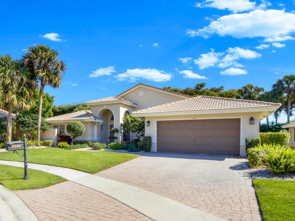 Photo of 7230 Falls Road E, Boynton Beach, FL 33437 (MLS # R11074343)