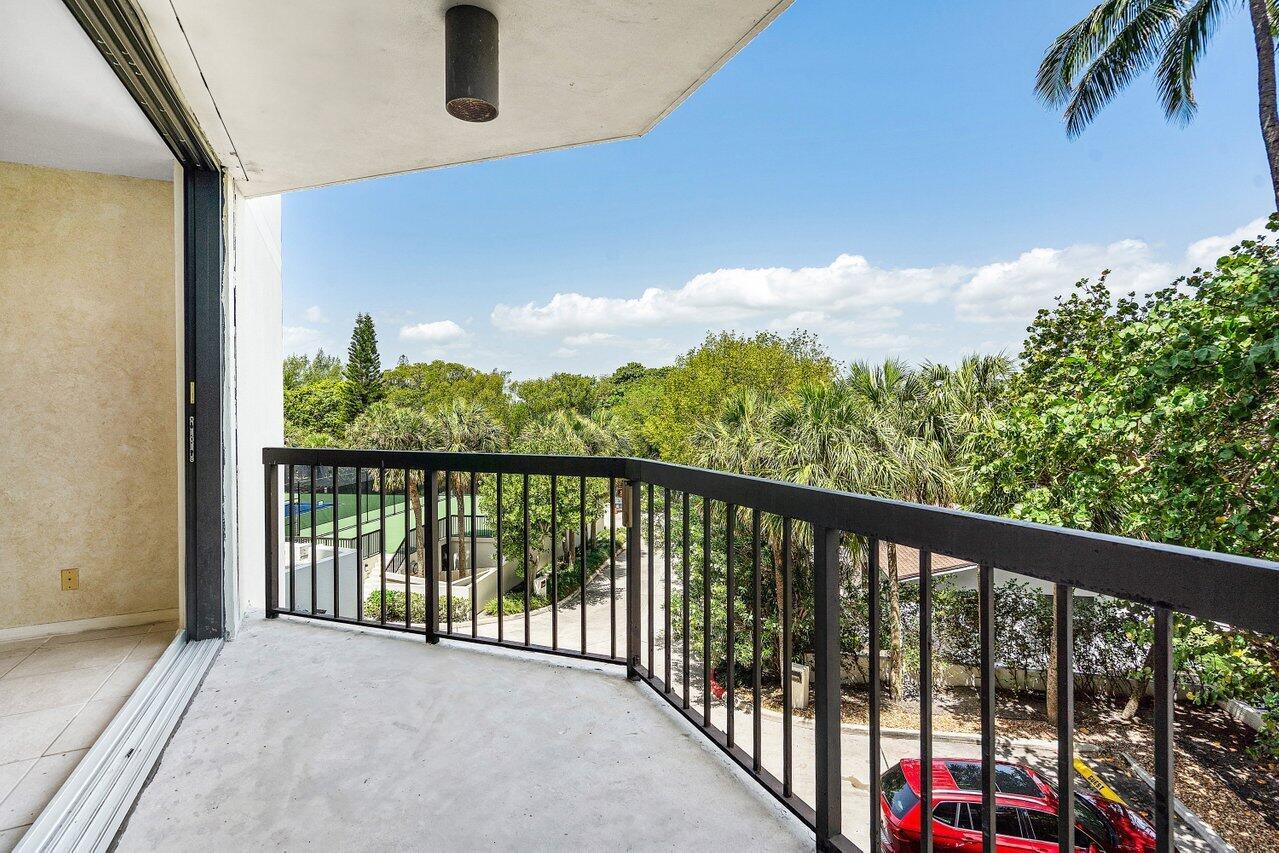 OCEAN CLUB CONDO - Residential