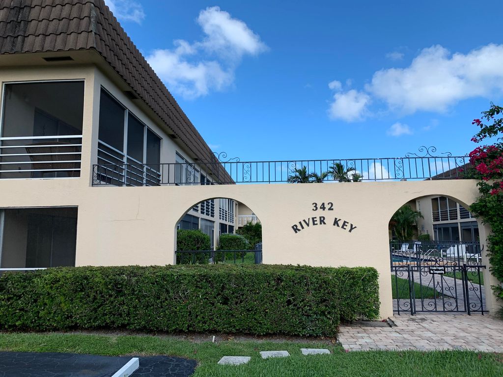 Photo of 342 Southwind Drive #114, North Palm Beach, FL 33408 (MLS # R10768687)