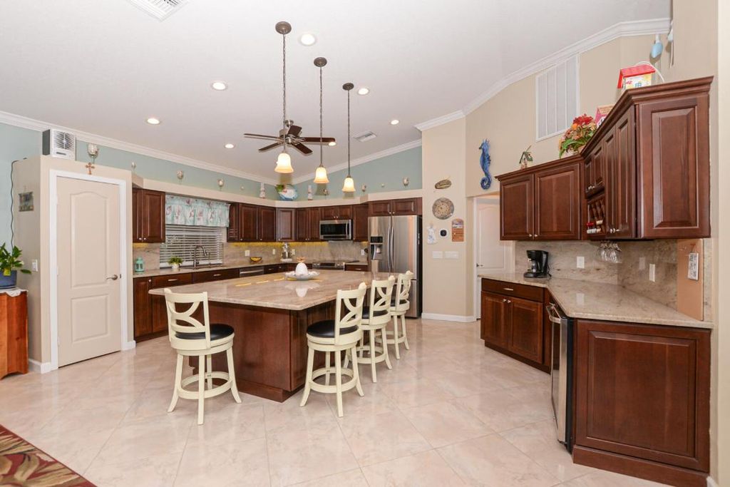 Photo of 6799 Dickinson Terrace, Port Saint Lucie, FL 34952 (MLS # R10950091)