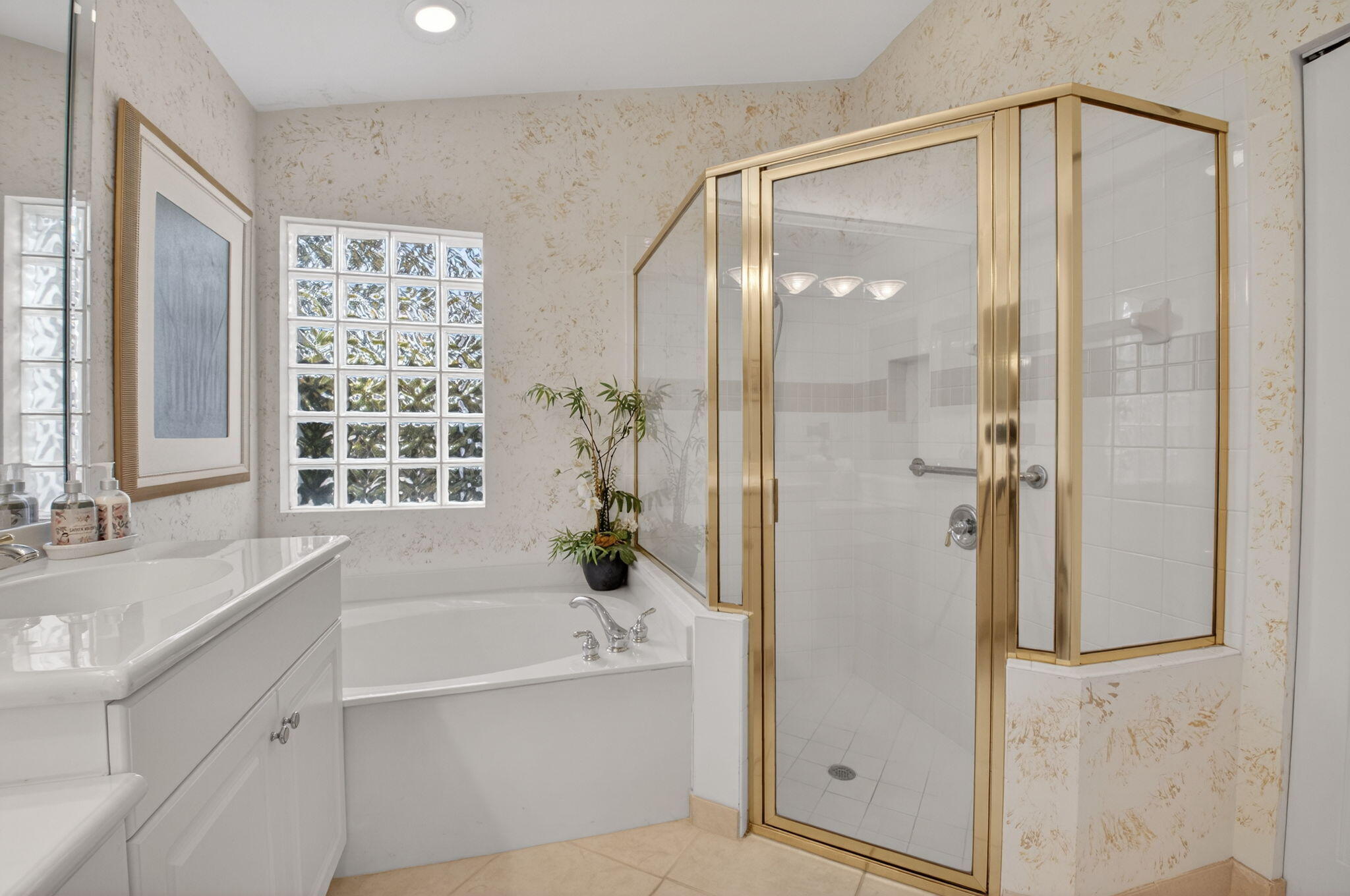 CASCADES - Residential