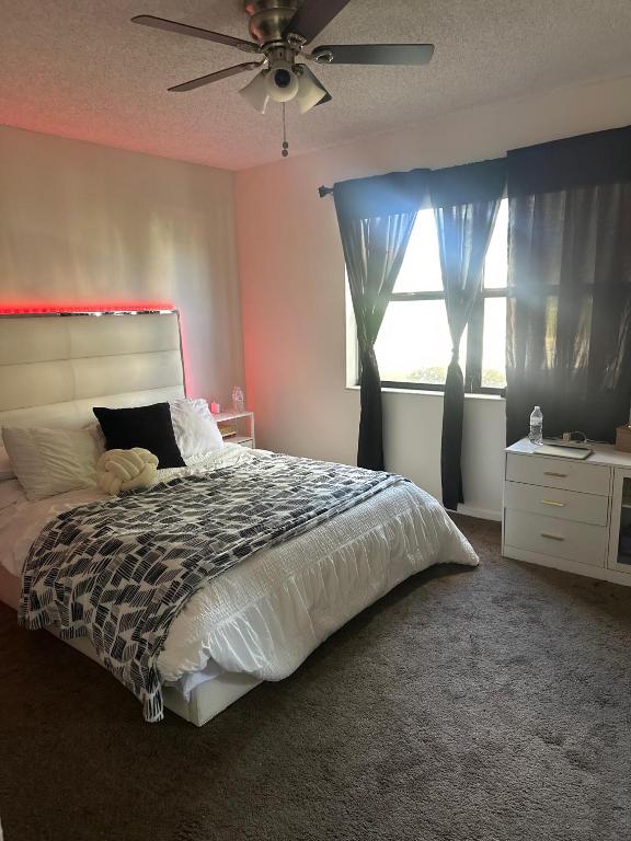 WINDING LAKE TWO AT WELLEBY - Residential Lease