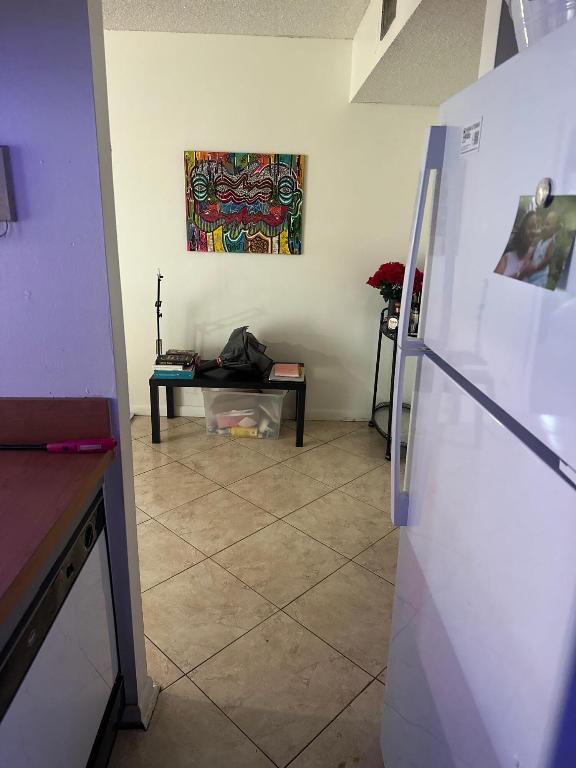 WINDING LAKE TWO AT WELLEBY - Residential Lease