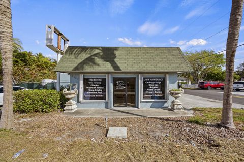 3085 2nd Avenue N Palm Springs FL 33461